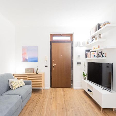 Rosart House By Rent All Como Apartment ภายนอก รูปภาพ